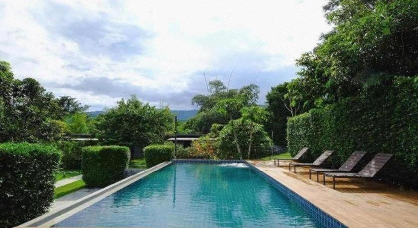 The Loftberry Resort 64/68