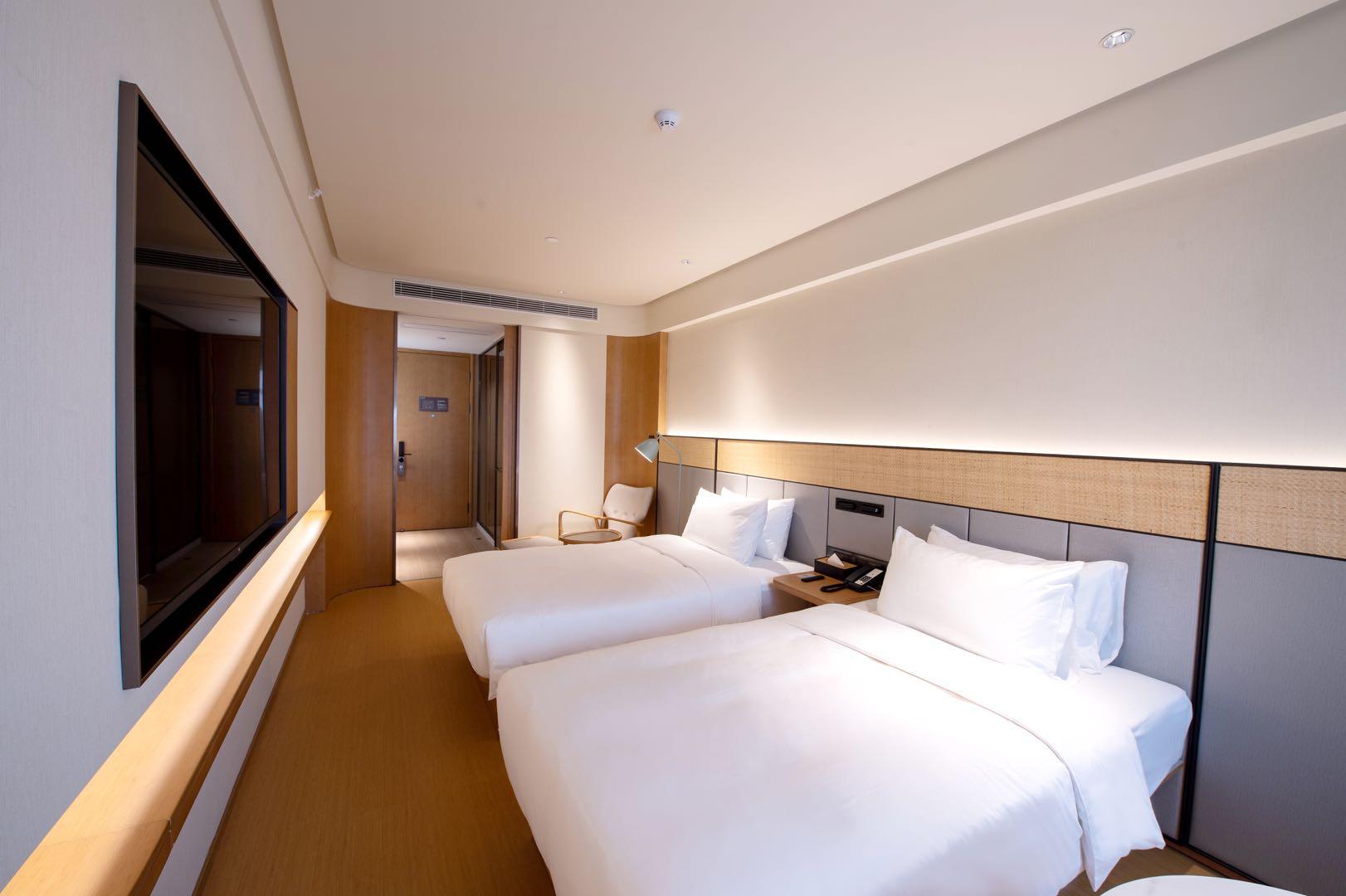 Ji Hotel (Shanghai Hongqiao Center) 9/39
