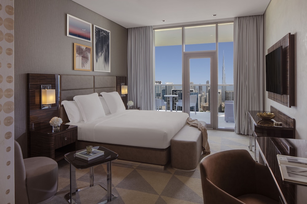 Hyde Hotel Dubai 24/80