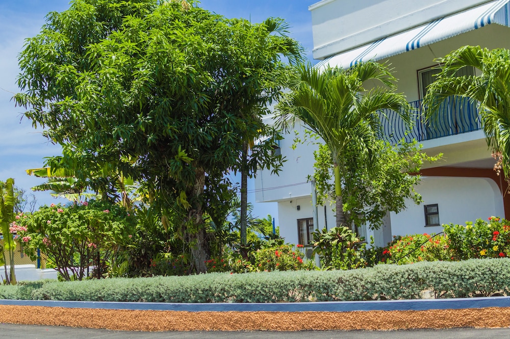 Seacrest Beach Hotel 42/50