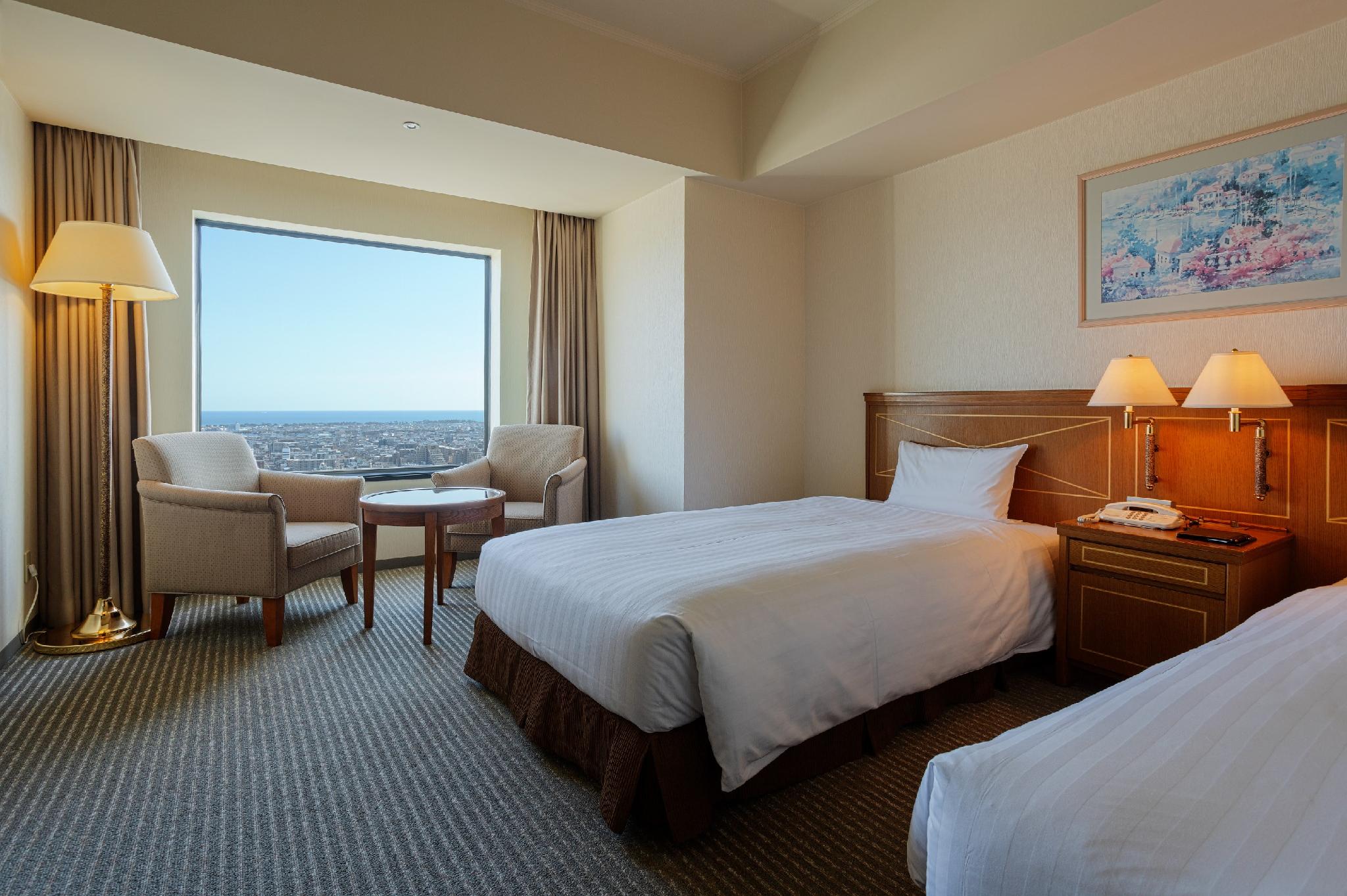 Standard, Twin Beds, Night View, Smoking
