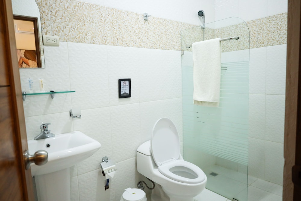 Cataleya Hotel 44/50
