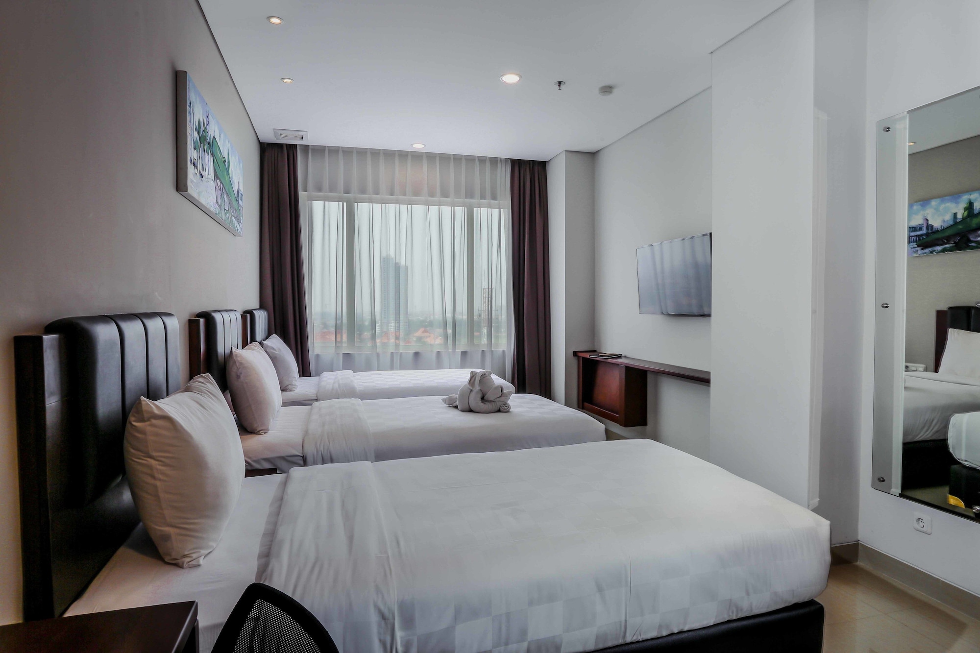 ROOM, TRIPLE, 3 BEDS
