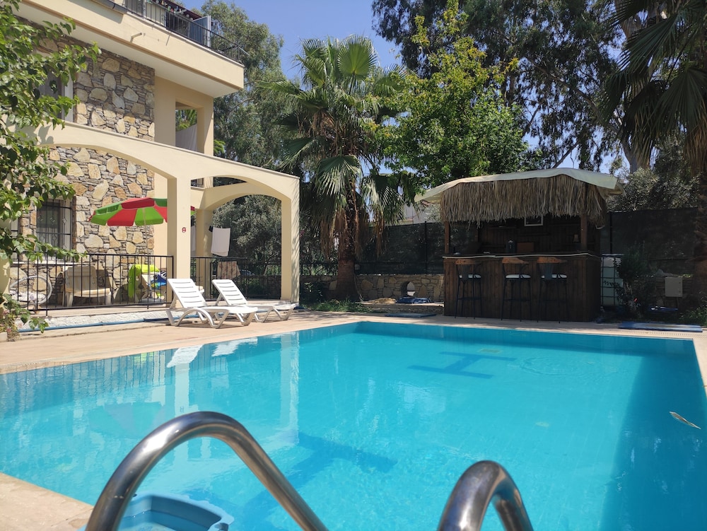 Cileks Apart Hotel 27/47