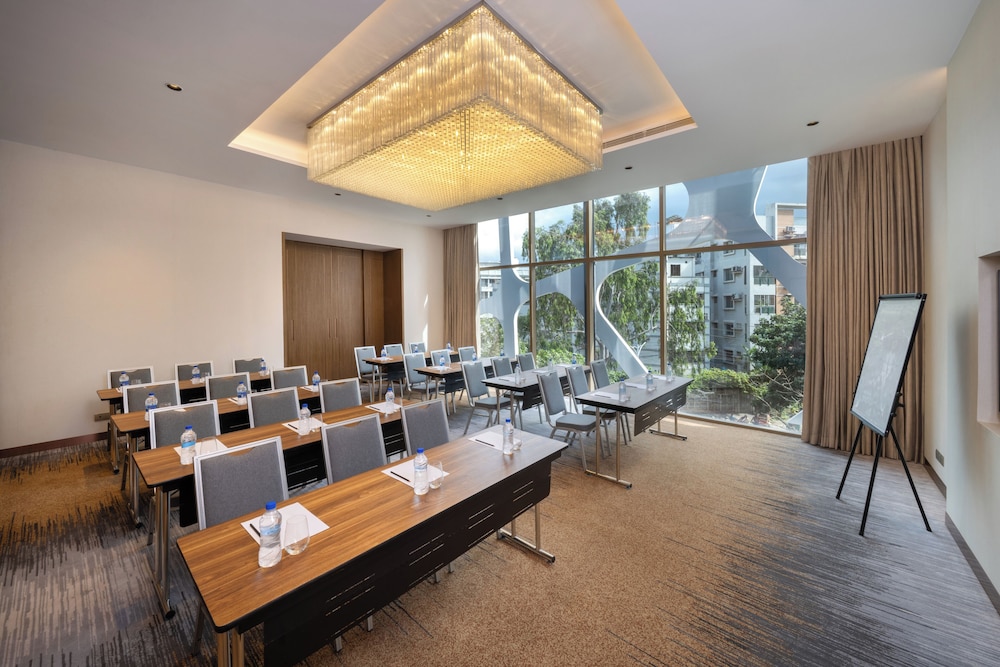 Hyatt Place Dhaka Uttara 40/48