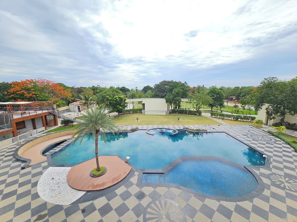 Sathyam Grand Resort Sriperumbudur 37/50