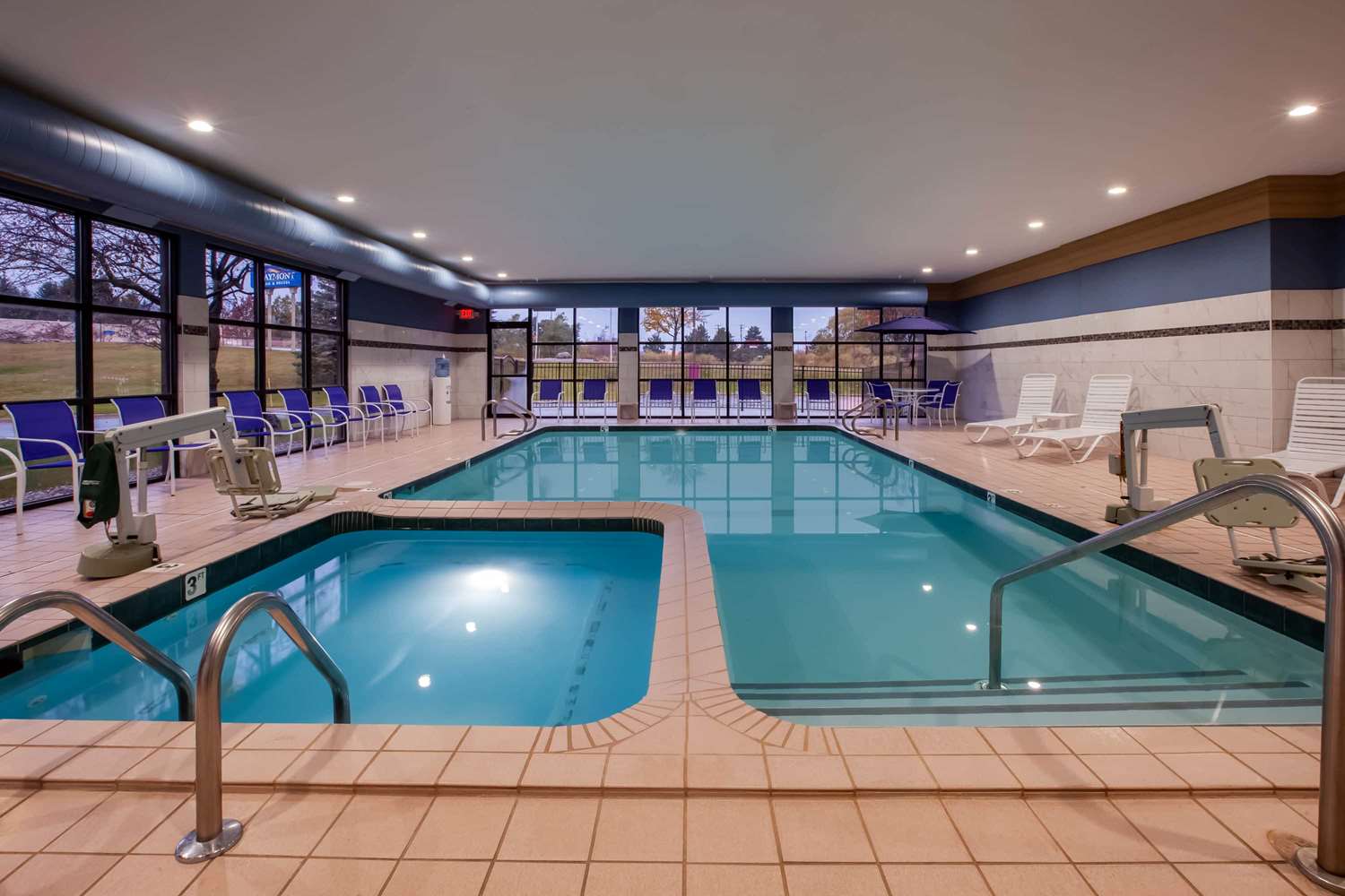 Baymont by Wyndham Traverse City 22/43