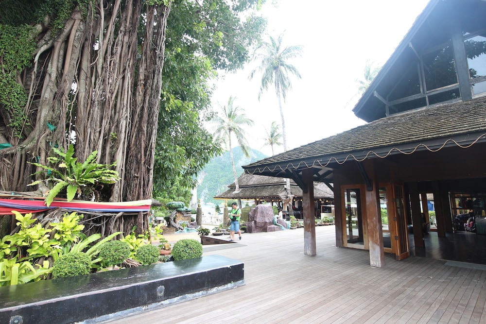 PHI PHI BANYAN VILLA 9/61