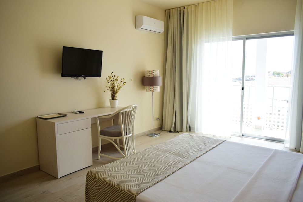 Ouril Hotel Agueda 32/48