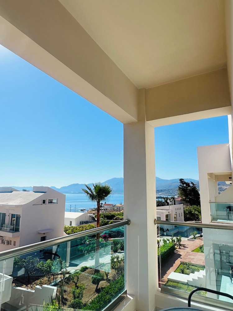 Saradari Beach Hotel in HERSONISSOS