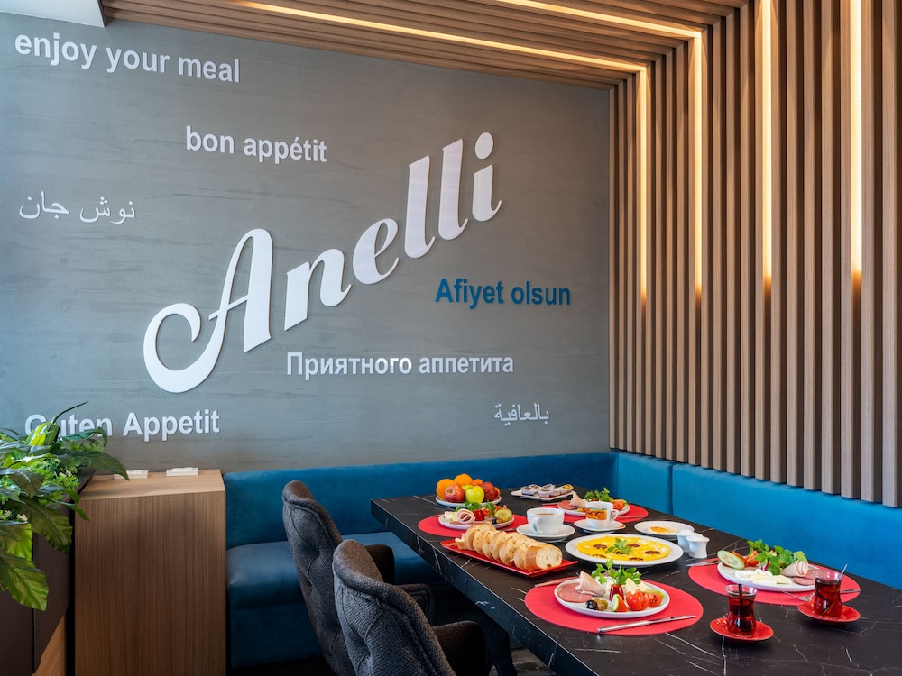 Anelli Hotel 30/40