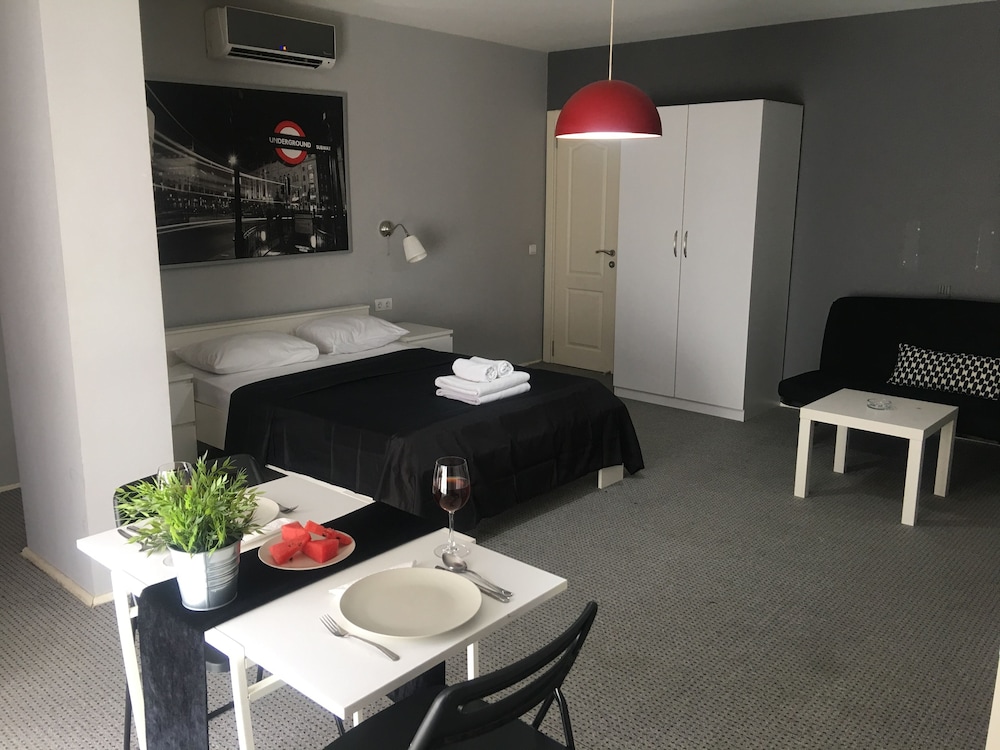 Arkem 1 Hotel 43/55
