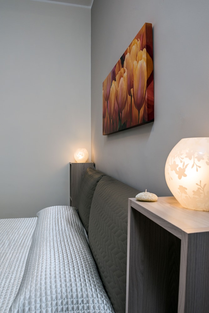 Ariston Suite 53/69
