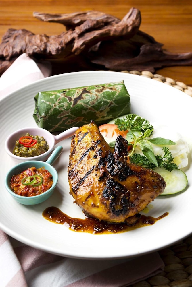Aviary Bintaro 43/49