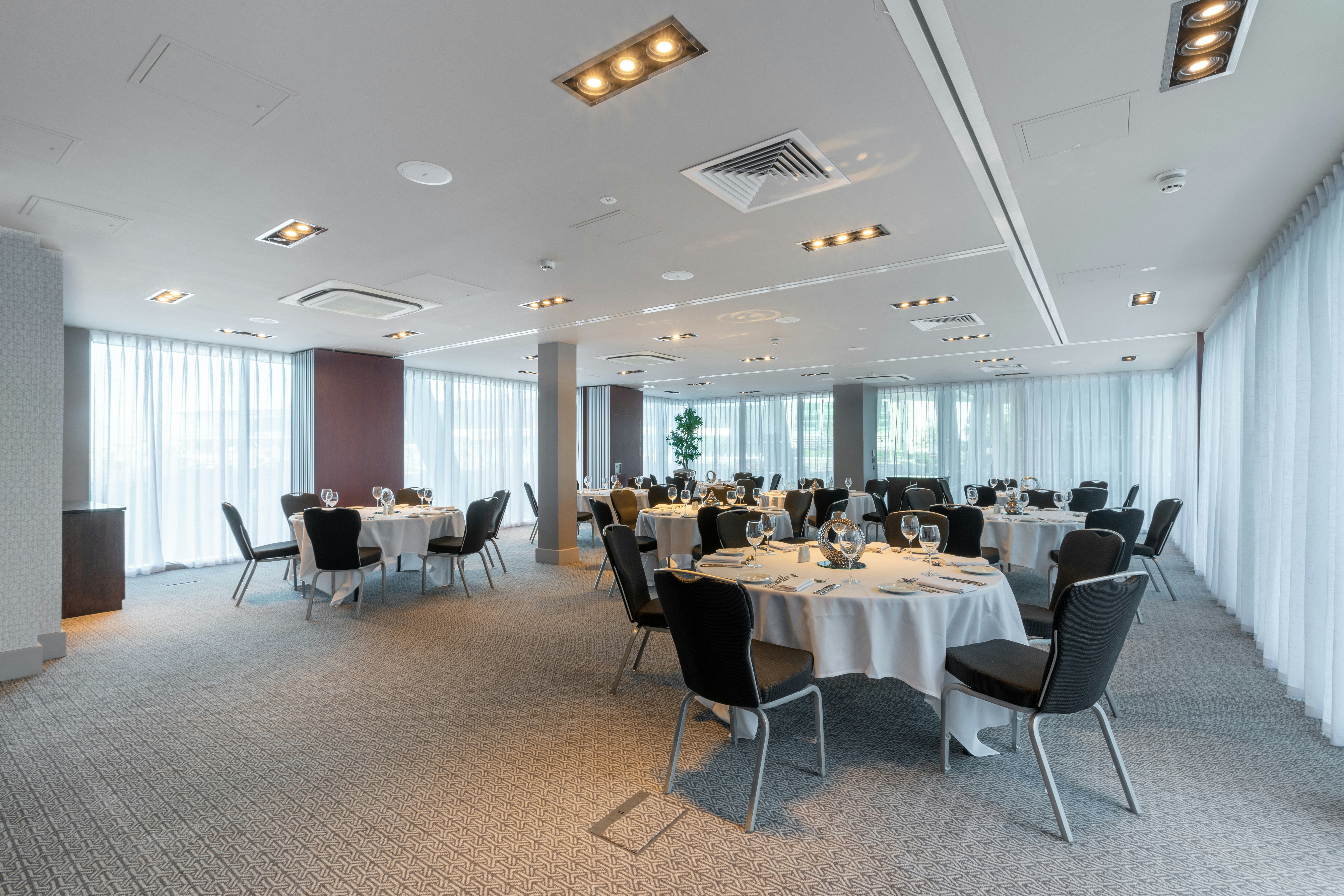 DoubleTree by Hilton Newcastle International Airport 44/46