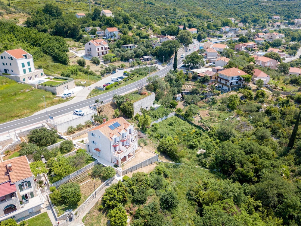 Villa Panorama 43/50