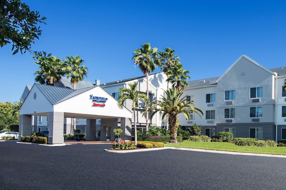 Fairfield Inn Suites By Marriott Ft Myers Cape Coral 41/50