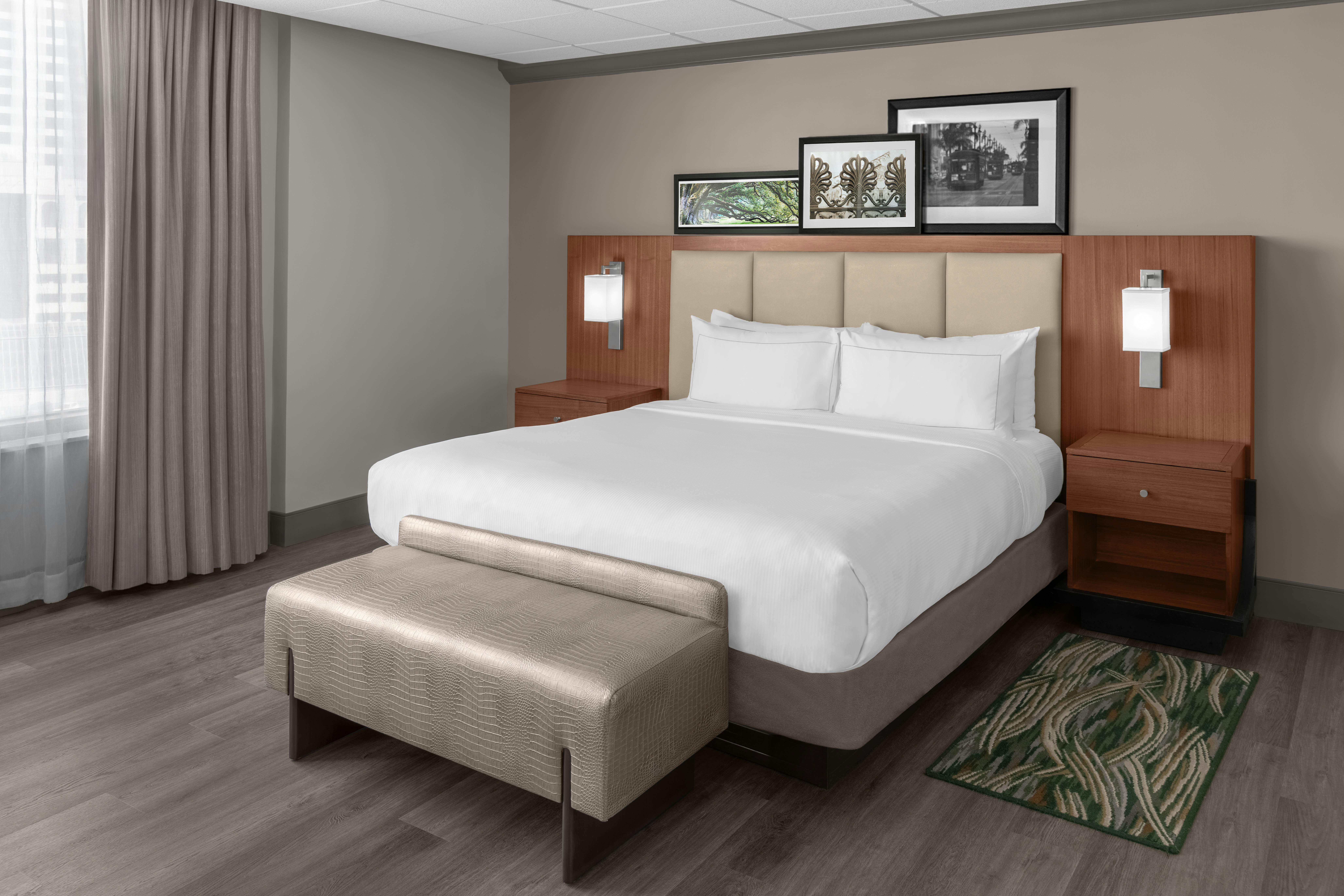 JUNIOR SUITE, KING BED, LARGE