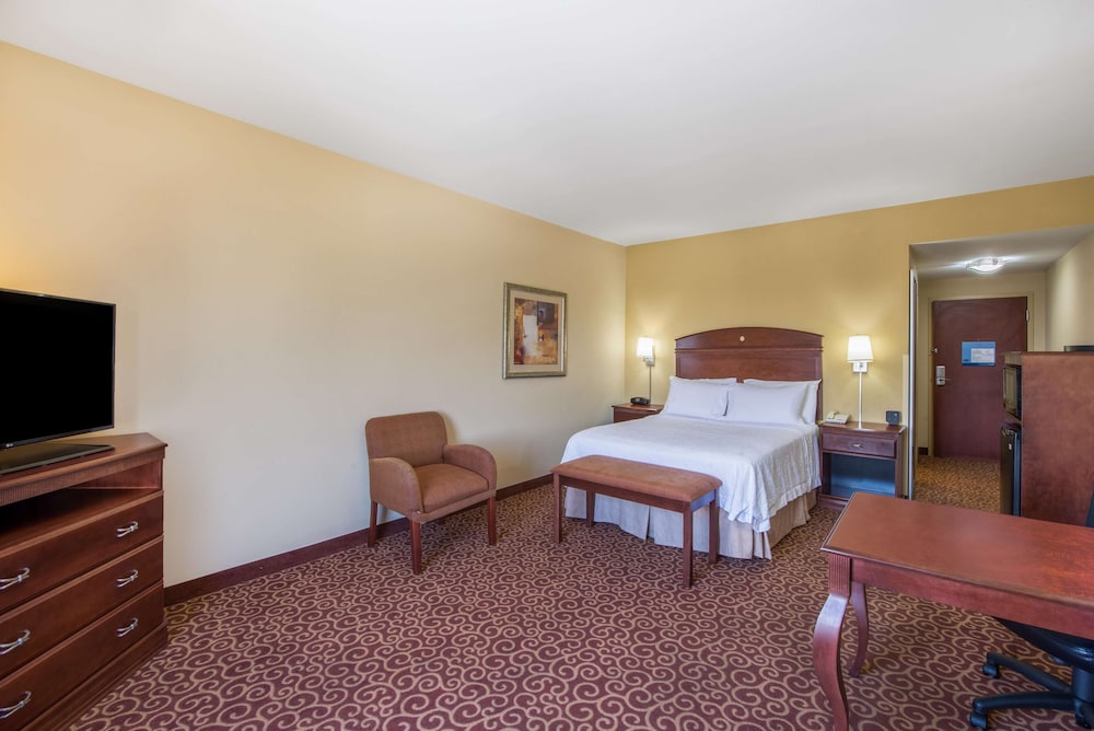 Hampton Inn Suites Oklahoma City South 12/39