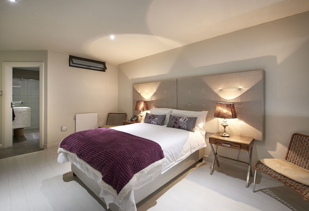 Dynasty Forest Sandown Accommodation 29/69