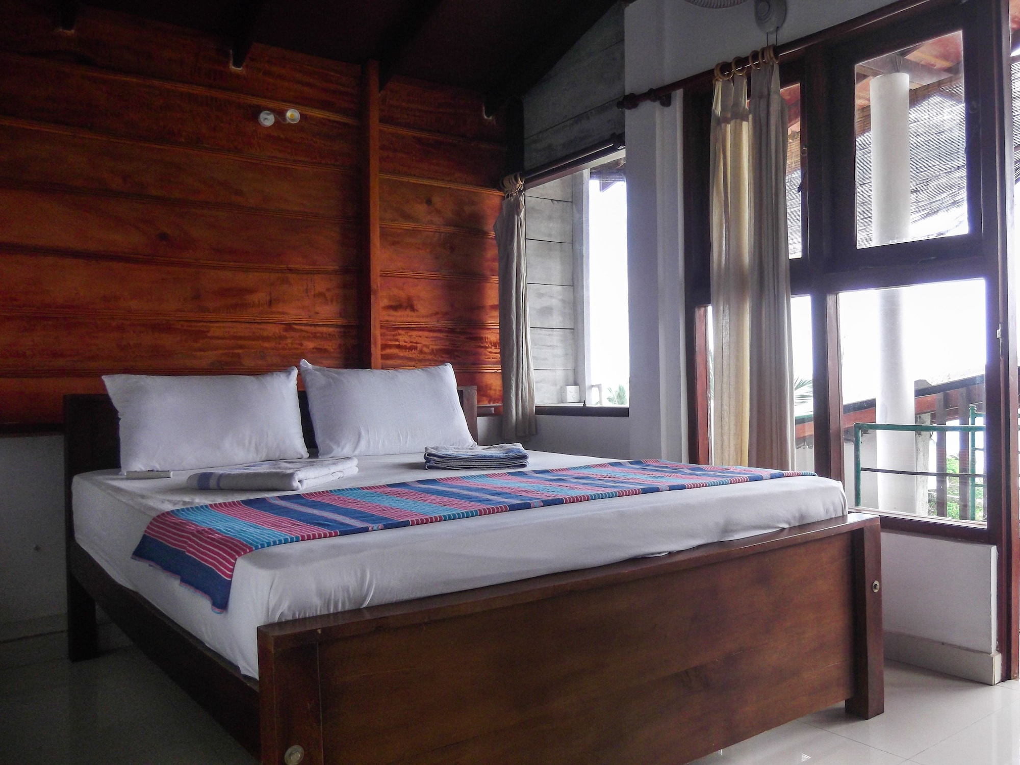 ROMANTIC, QUEEN BED, SEA VIEW