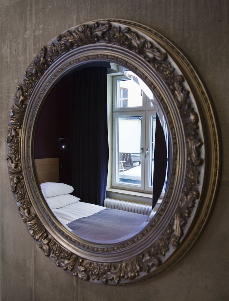 Rex Hotel 38/40