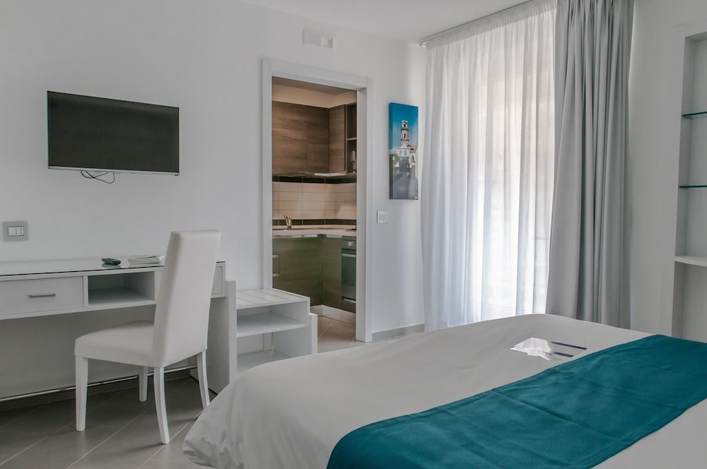 Tasso Suites 24/71