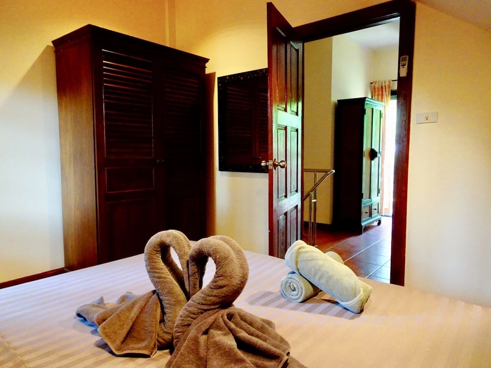 Starbay Samui 11/50