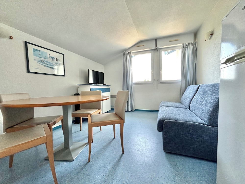 Hotel and Residence Vacances Bleues Orhoitza 24/50
