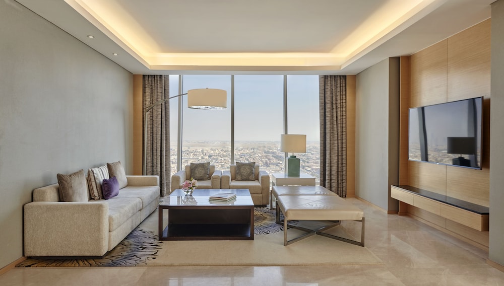 حياة ريجينسي(Hyatt Regency Riyadh Olaya) 41/75