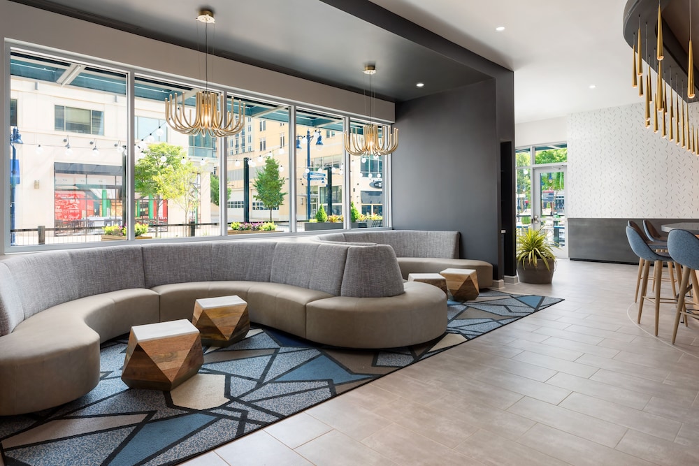 Hyatt Place National Harbor 37/61