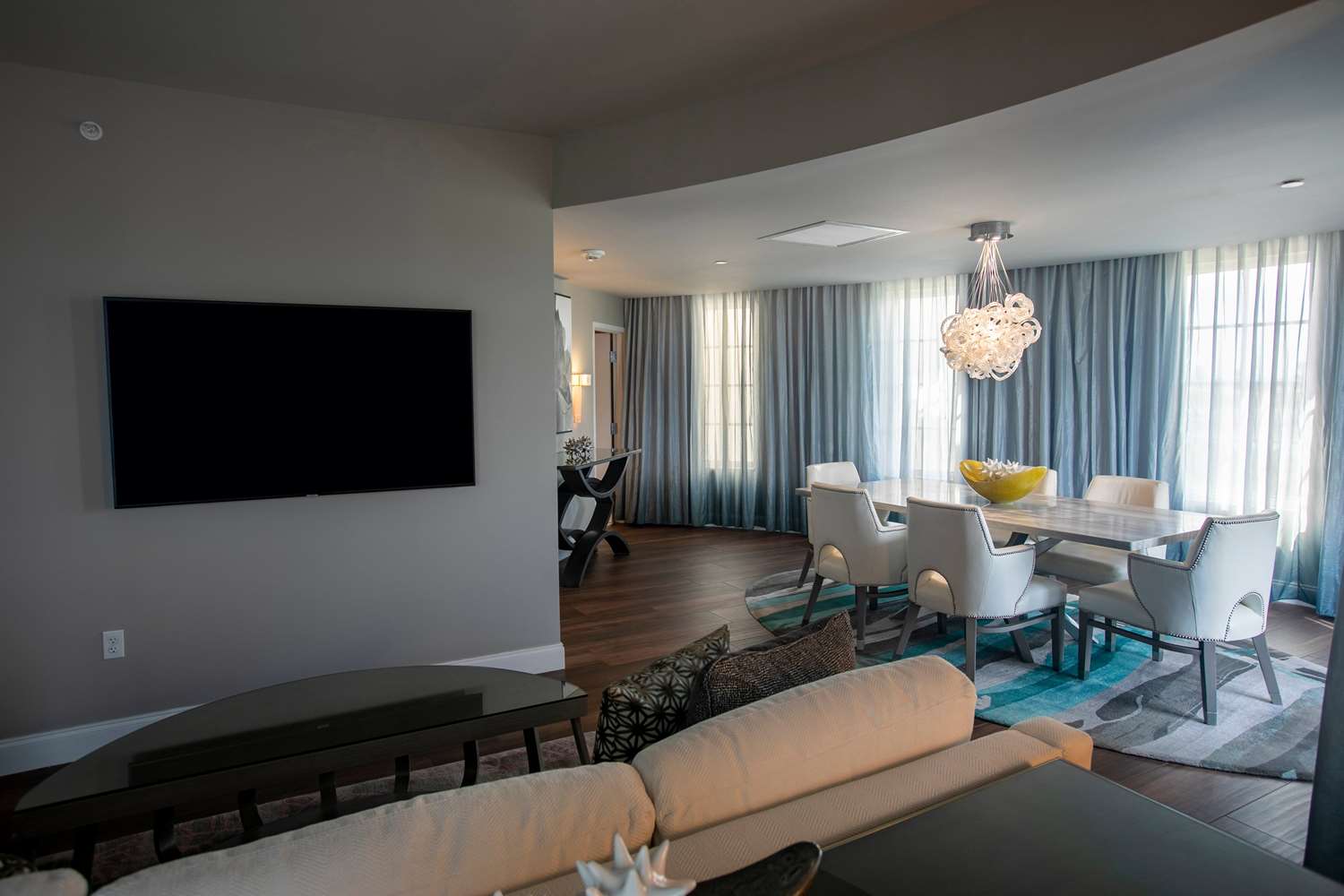 Wyndham Grand Jupiter at Harbourside Place 23/43