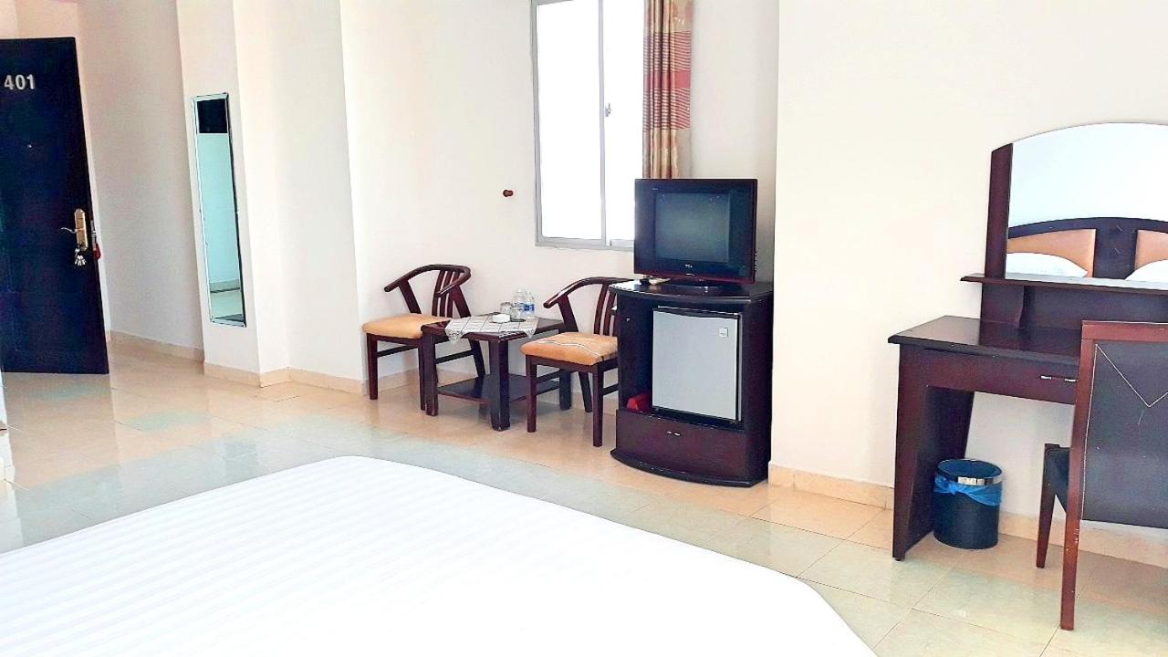 Long Beach Hotel 25/44