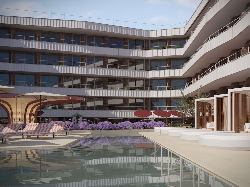 SLS Barcelona Hotel 34/60