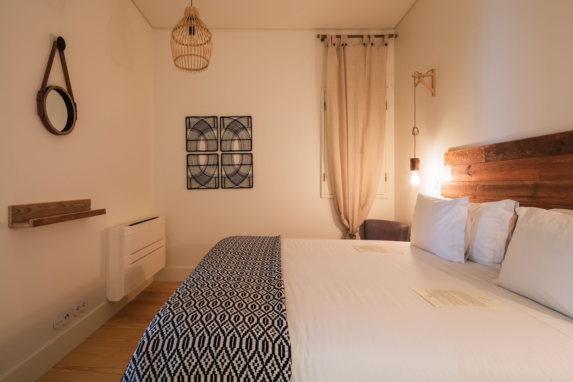 1 BEDROOM, DELUXE, APARTMENT