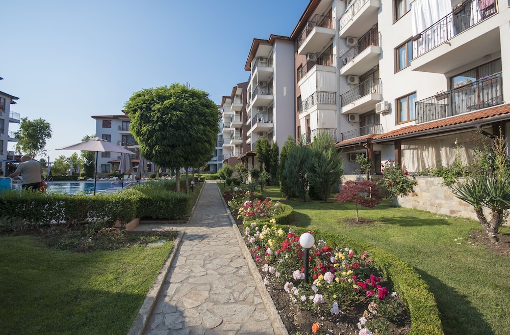 Apollon Apartments 30/41