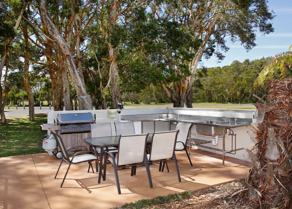 ASTON MOTEL YAMBA 45/57