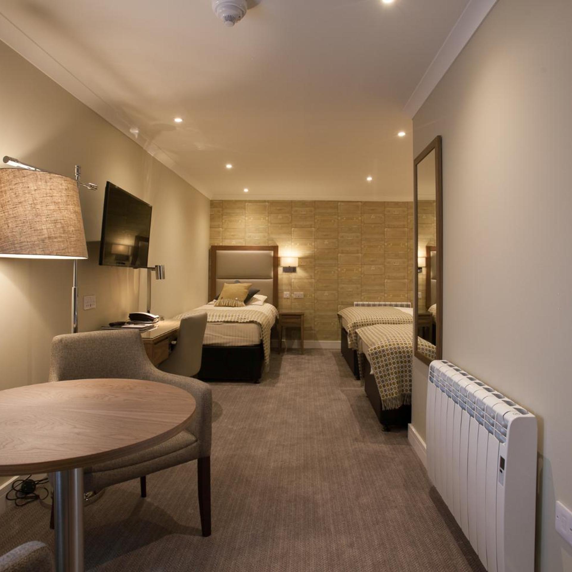 Cruachan Hotel 34/55