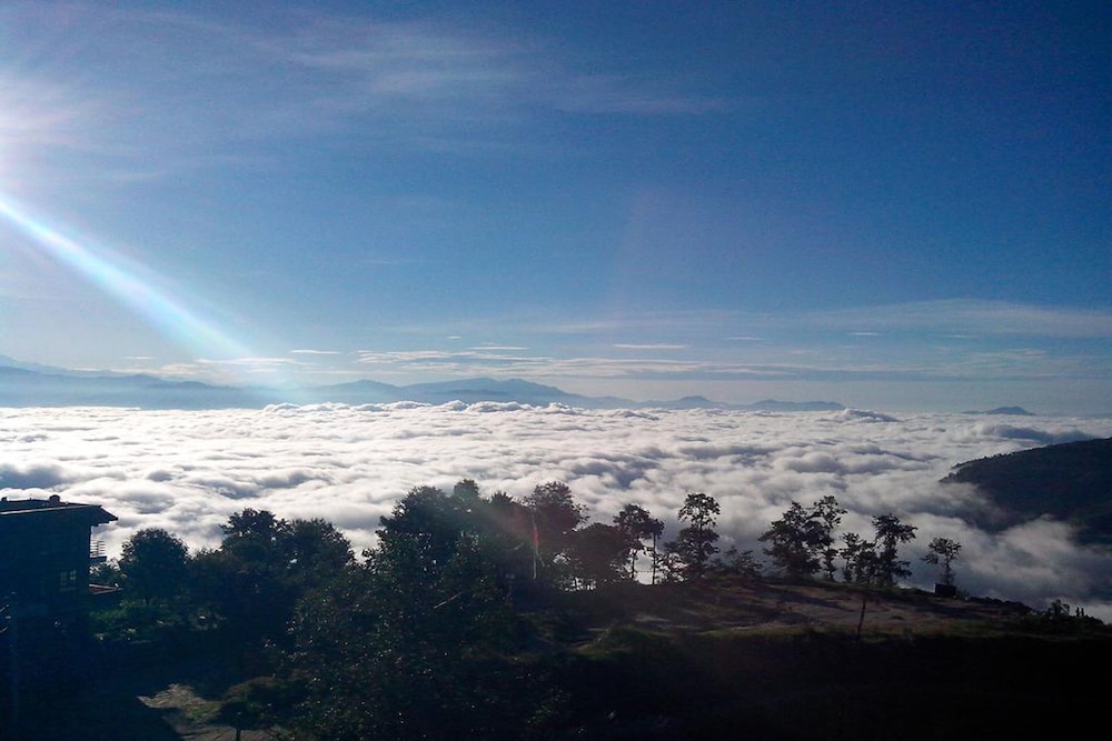 Nagarkot Sunshine Hotel 37/42