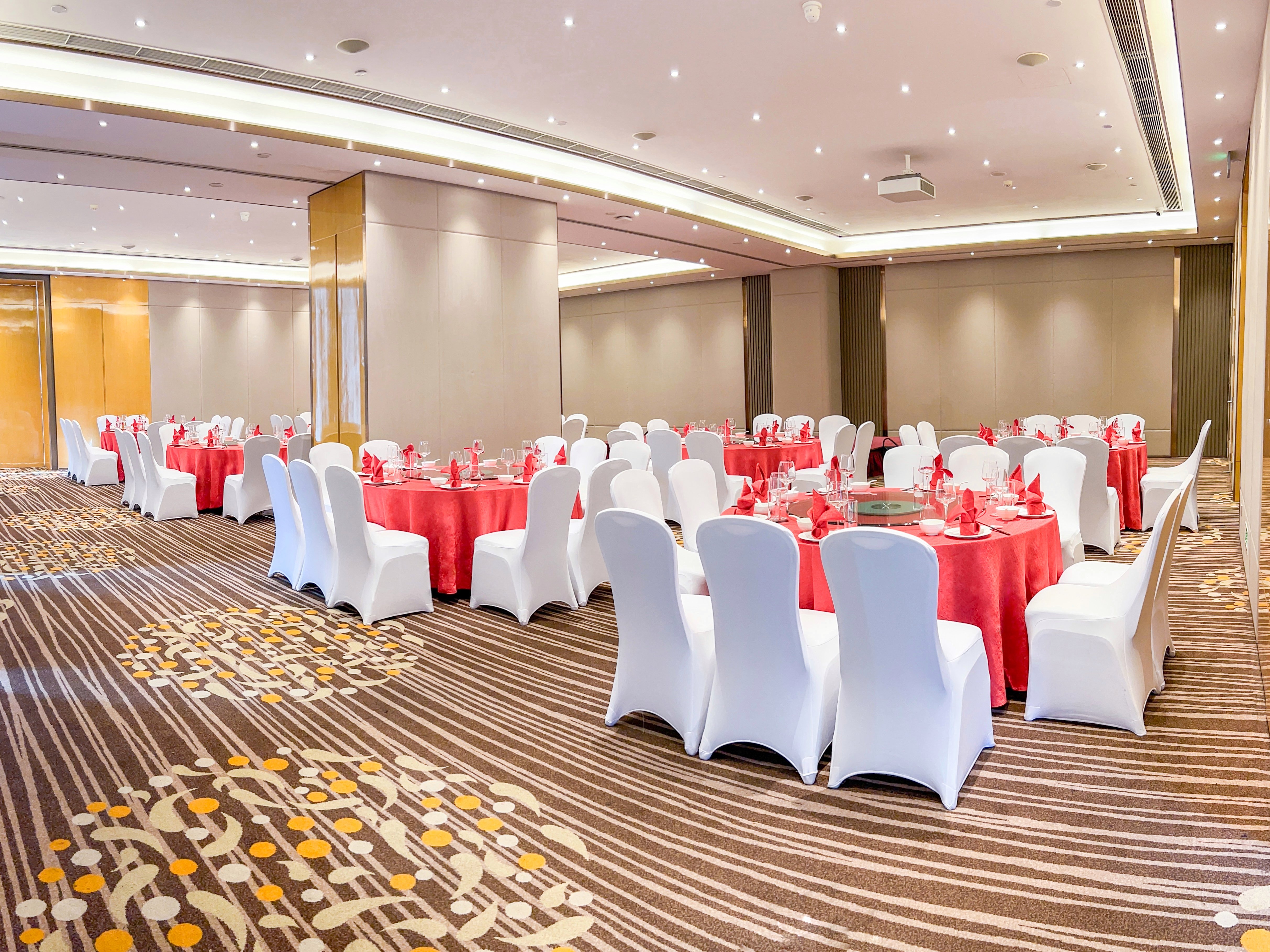 Holiday Inn Express Chengdu Gulou 60/72