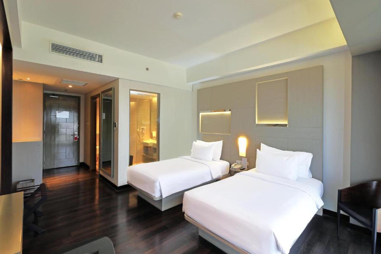 Swiss-Belhotel Cirebon 11/48