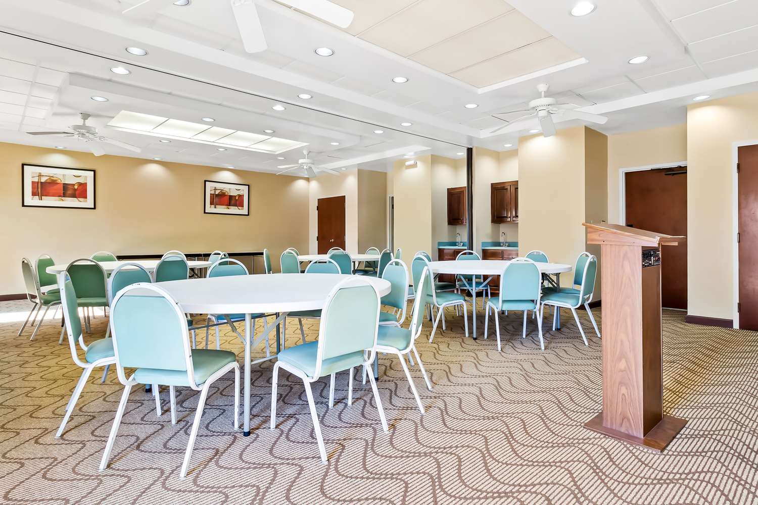 Comfort Suites Lumberton North 45/53