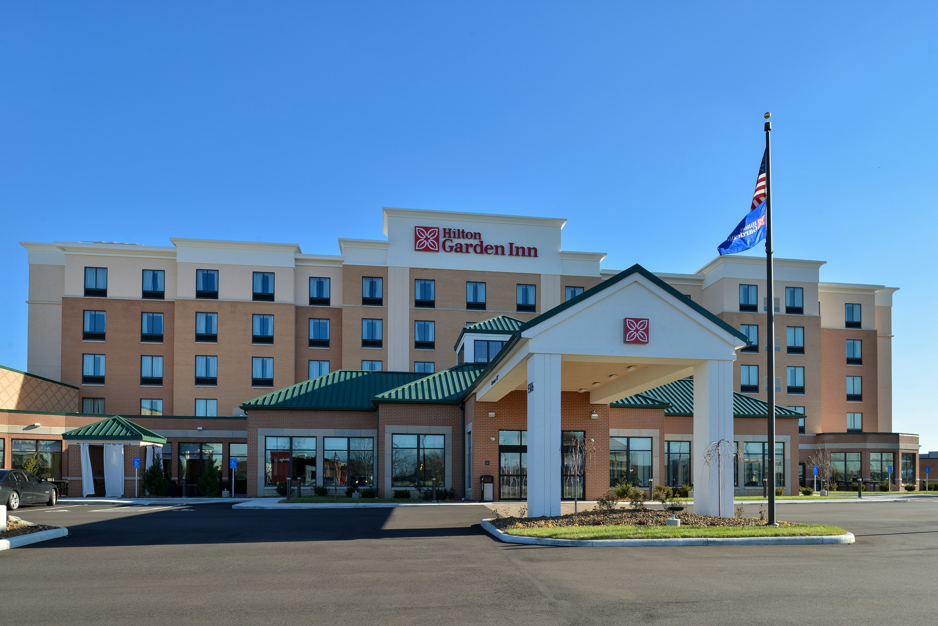 Hilton Garden Inn Cincinnati/West Chester 79/81