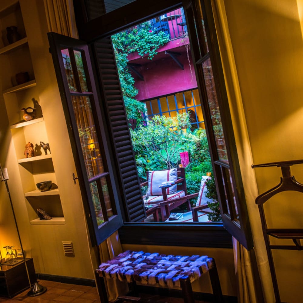 Bourbon Exclusive Jardin Escondido By Coppola 25/50