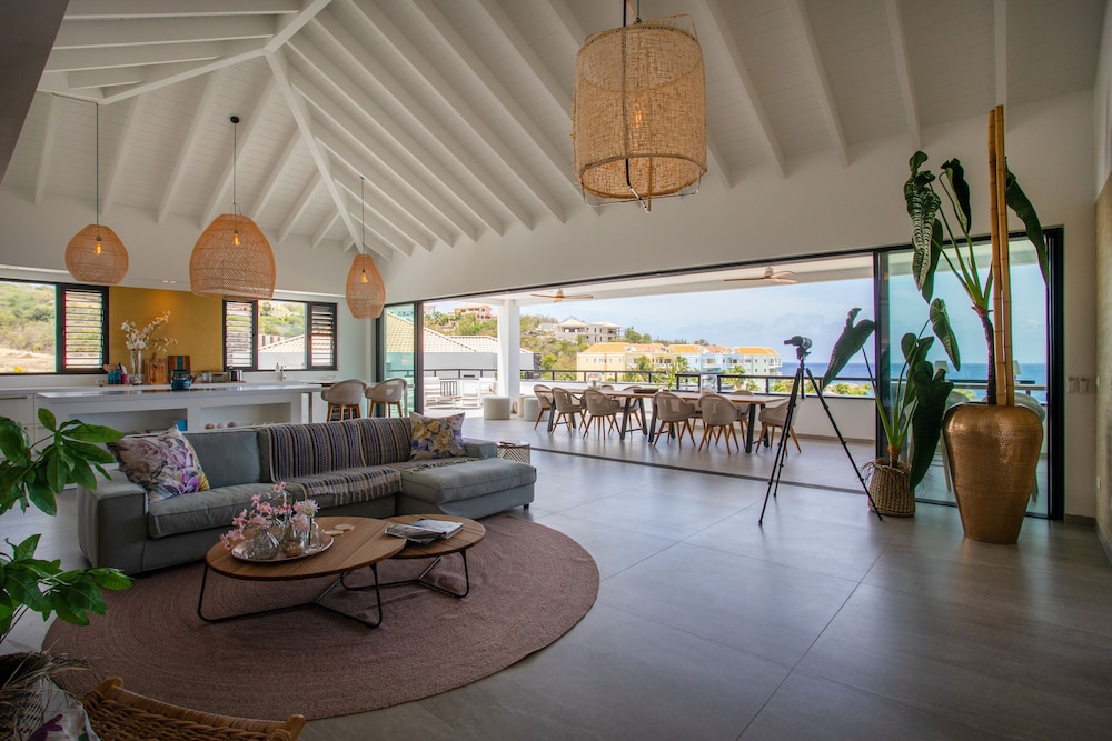 Blue Bay Curacao Golf and Beach Resort 52/78