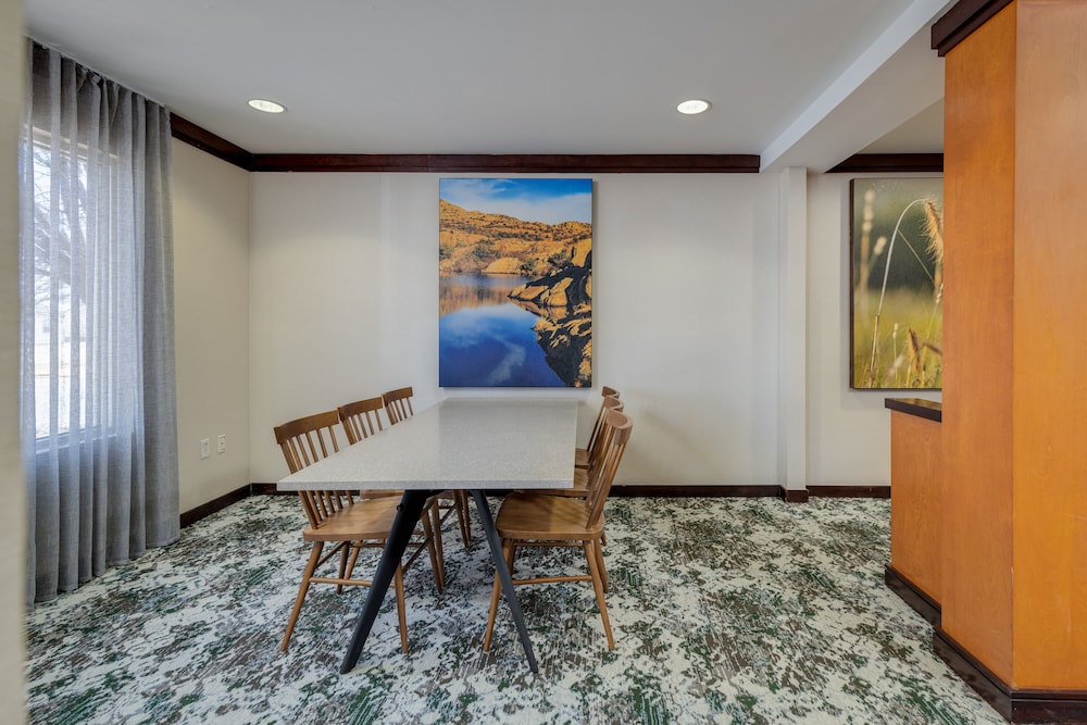 Fairfield Inn And Suites By Marriott Lawton 51/64