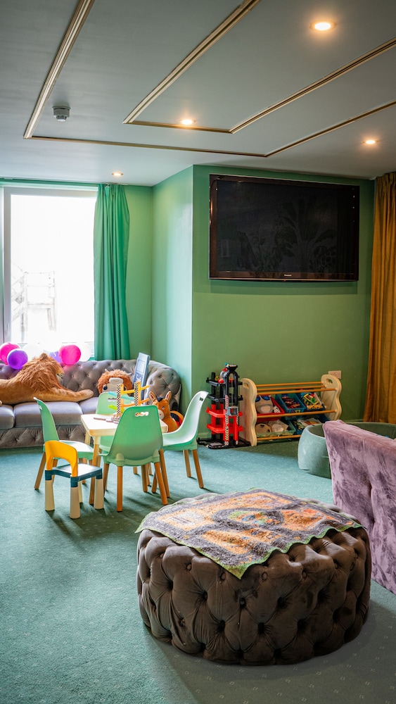 OYO Newquay Beach Hotel 38/50