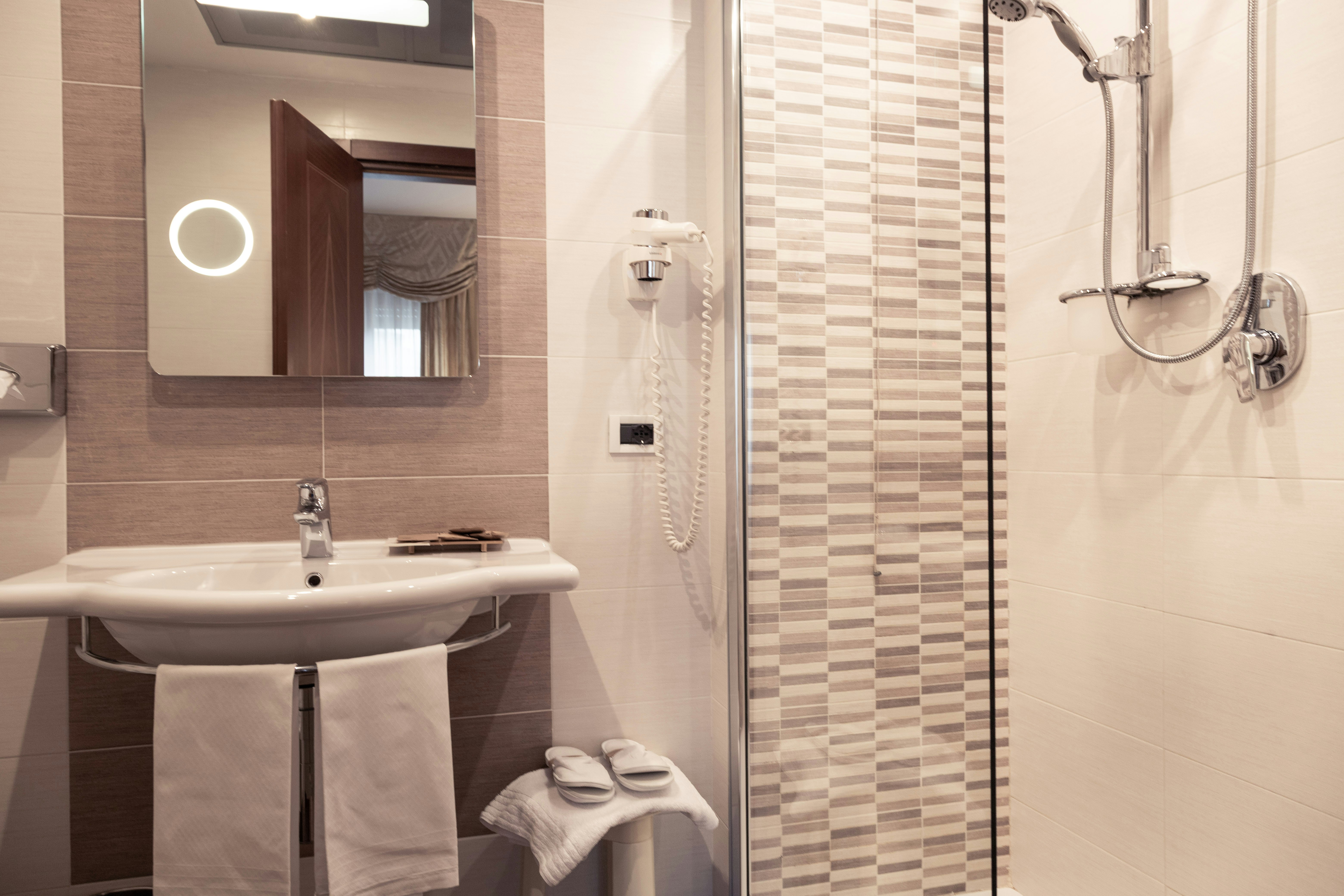 Mercure Parma Stendhal 32/35