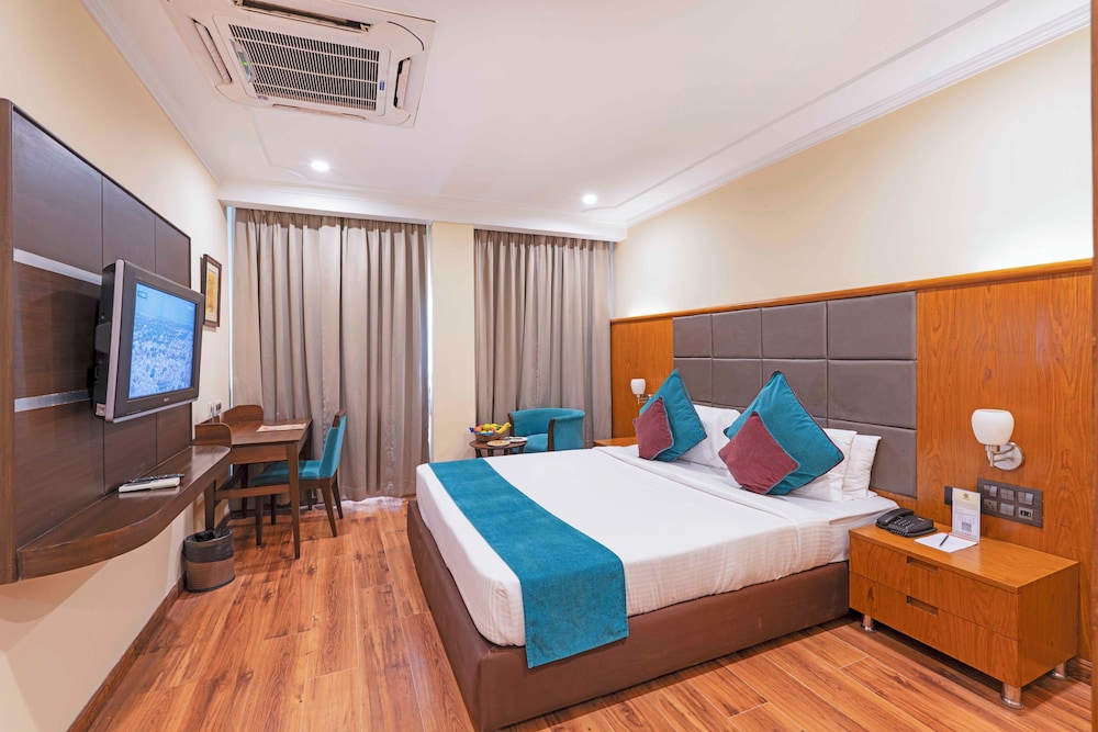 INDISMART HOTEL. 6/28