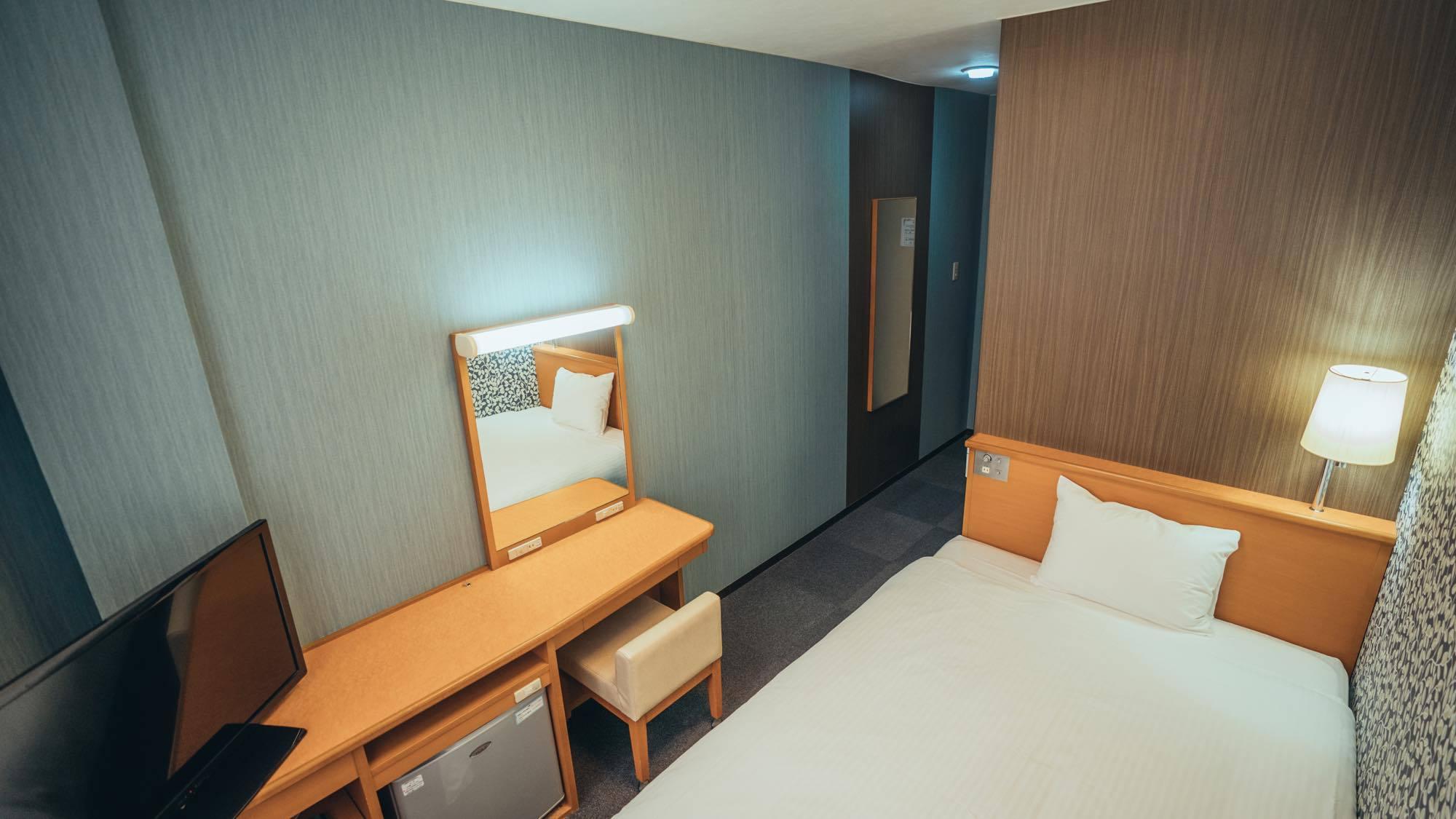 Semi Room, Standard, Single, Semi Double Bed